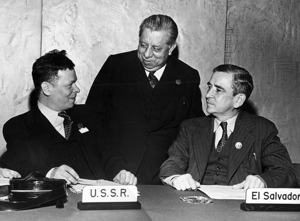 Валютные конференции. Бреттон Вудс 1944. Бреттон Вудское соглашение. Конференция в Бреттон-Вудсе. Конференция в г. Бреттон-Вудс 1944 г.